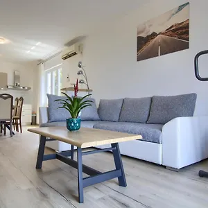 mimoza-kali.hotelinzadar.com/